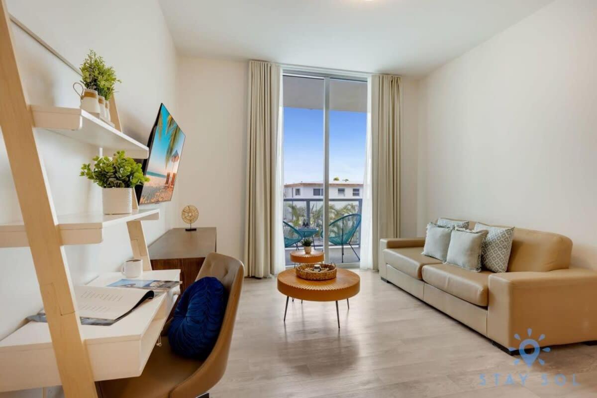 Rooftop Pool & Hot Tub - Gym - Hollywood Beach المظهر الخارجي الصورة